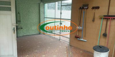 Casa, 7 quartos, 234 m² - Foto 1