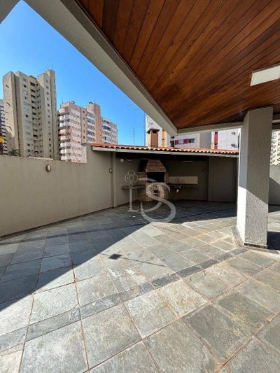 Apartamento, 3 quartos, 132 m² - Foto 2