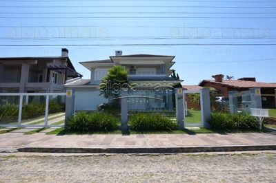 Sobrado, 4 quartos, 380 m² - Foto 1