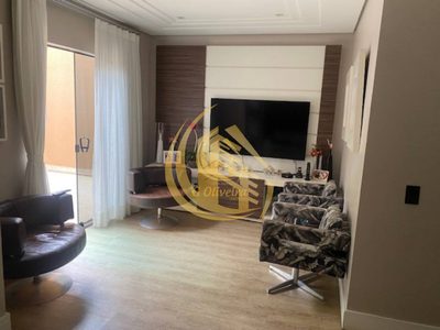 Sobrado, 4 quartos, 190 m² - Foto 1