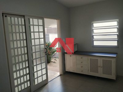 Casa, 3 quartos, 227 m² - Foto 2
