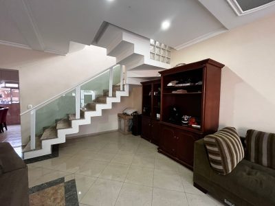 Sobrado, 3 quartos, 350 m² - Foto 2