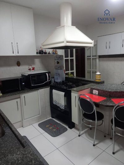 Casa, 3 quartos, 197 m² - Foto 4