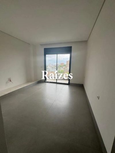 Casa, 3 quartos, 285 m² - Foto 1