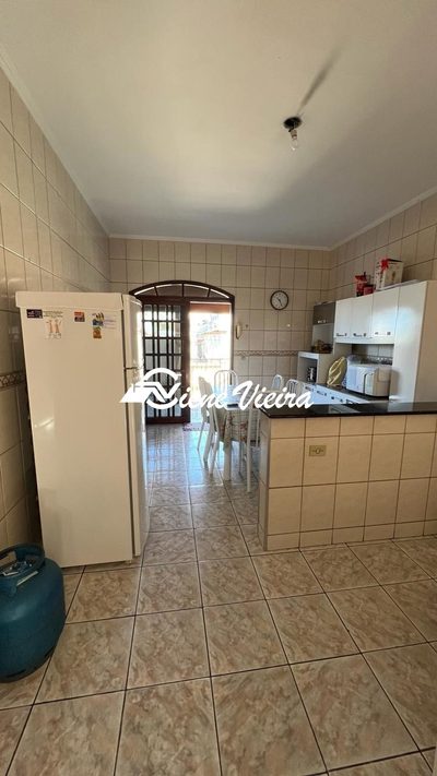 Casa, 3 quartos, 300 m² - Foto 2