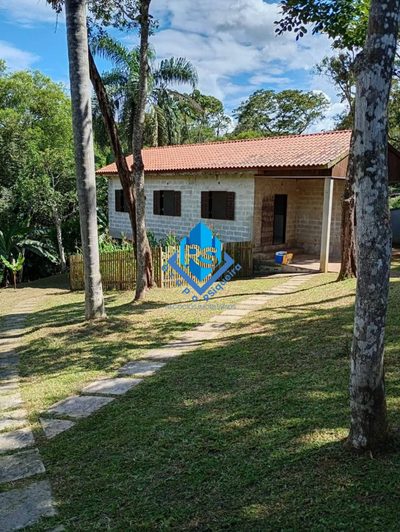 Chácara, 3 quartos, 4500 m² - Foto 1