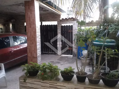 Casa, 2 quartos, 350 m² - Foto 1