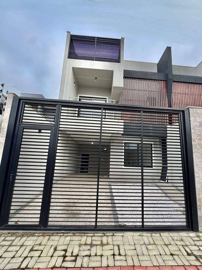 Casa, 3 quartos, 142 m² - Foto 1