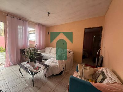 Casa, 2 quartos, 190 m² - Foto 1