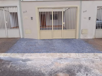 Casa, 3 quartos, 80 m² - Foto 1