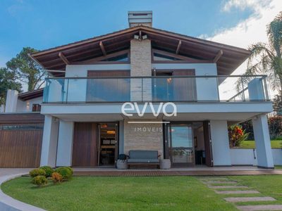 Casa, 4 quartos, 280 m² - Foto 1