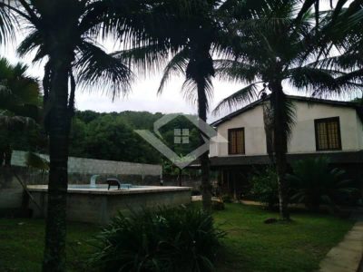 Casa, 5 quartos, 317 m² - Foto 1