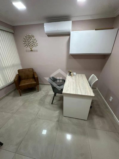 Prédio Inteiro - Foto 1