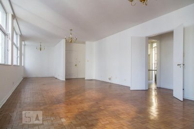 Apartamento, 3 quartos, 180 m² - Foto 2