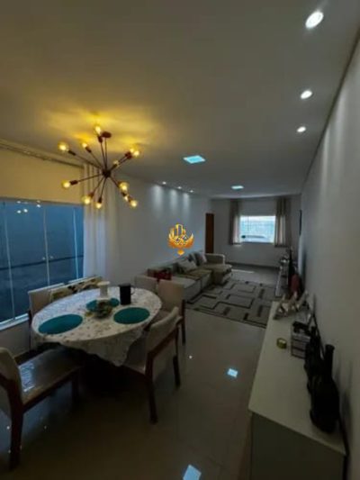 Casa, 3 quartos - Foto 1