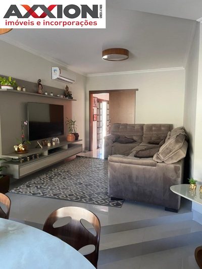 Casa, 5 quartos, 400 m² - Foto 1