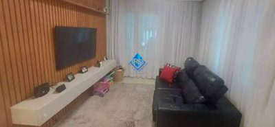 Sobrado, 3 quartos, 215 m² - Foto 1