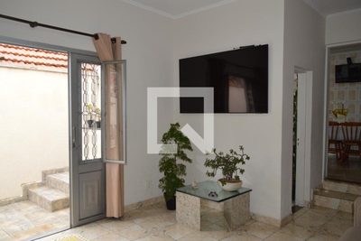 Casa, 3 quartos, 180 m² - Foto 2