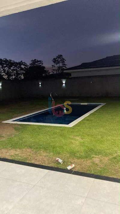 Casa, 4 quartos, 250 m² - Foto 3