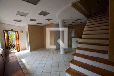 Casa, 8 quartos, 255 m² - Foto 3
