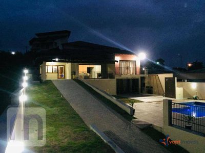 Chácara, 3 quartos, 840 m² - Foto 1