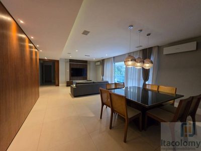 Apartamento, 3 quartos, 235 m² - Foto 1