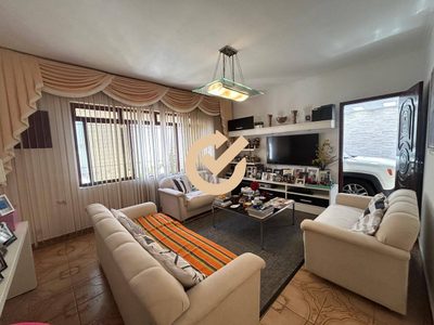Casa, 4 quartos, 240 m² - Foto 4