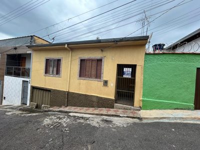 Casa, 3 quartos, 70 m² - Foto 1