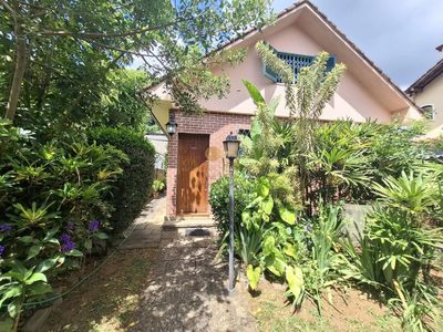 Casa, 3 quartos, 235 m² - Foto 1