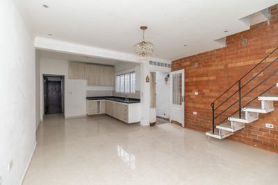 Casa, 2 quartos, 100 m² - Foto 1