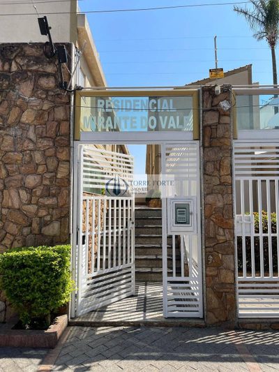 Sobrado, 3 quartos, 157 m² - Foto 1