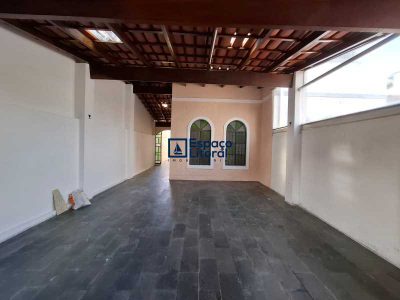 Casa, 2 quartos, 128 m² - Foto 1