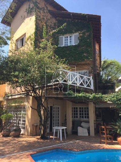 Casa, 4 quartos, 460 m² - Foto 1