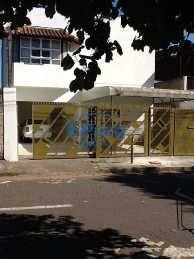Sobrado, 6 quartos, 226 m² - Foto 1