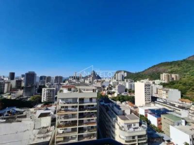 Cobertura, 3 quartos, 207 m² - Foto 2