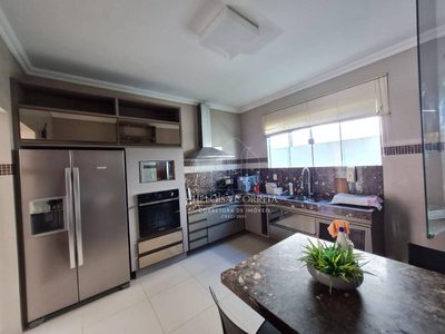 Casa, 4 quartos, 290 m² - Foto 5