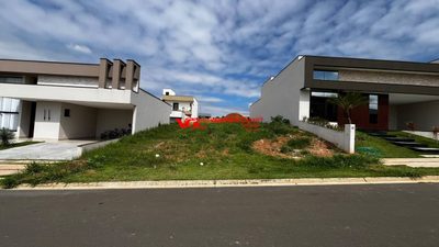 Loteamento e Condomínio, 300 m² - Foto 1