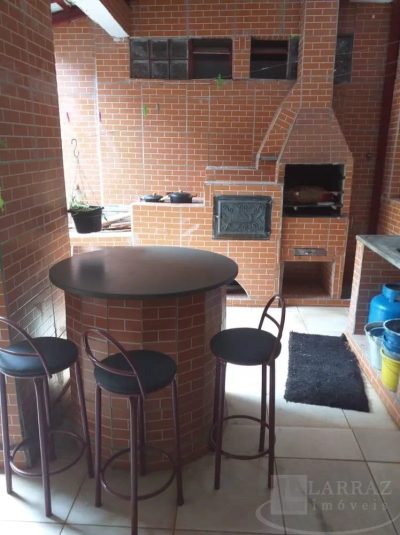 Sobrado, 3 quartos, 240 m² - Foto 1
