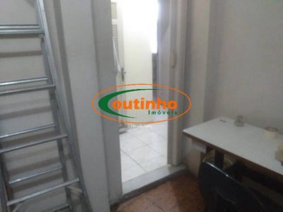Casa, 4 quartos, 163 m² - Foto 1