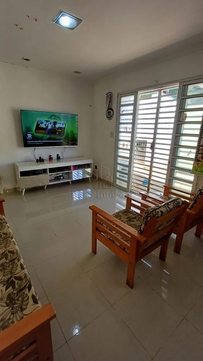 Casa, 1 quarto, 240 m² - Foto 2