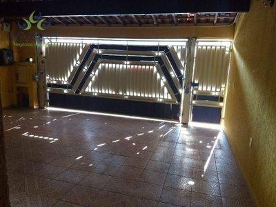 Sobrado, 3 quartos, 307 m² - Foto 4