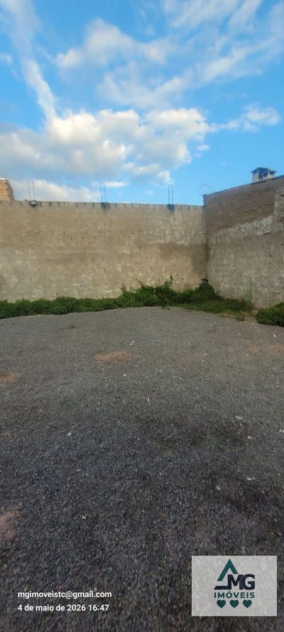 Casa, 2 quartos, 300 m² - Foto 2