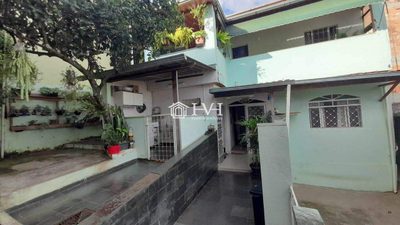 Casa, 6 quartos, 360 m² - Foto 1