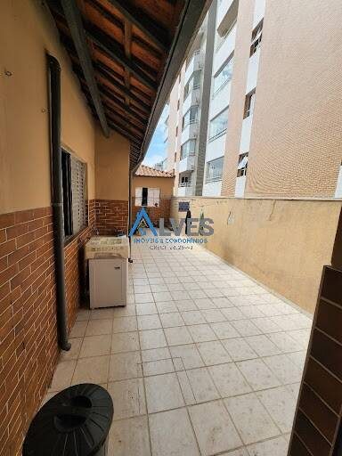 Casa, 4 quartos, 300 m² - Foto 3
