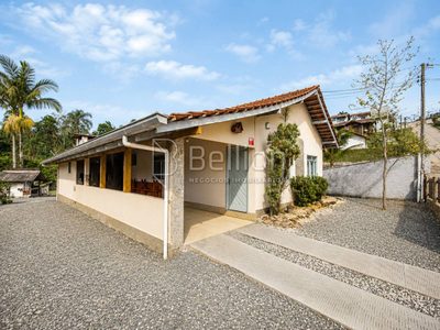 Casa, 3 quartos, 192 m² - Foto 1