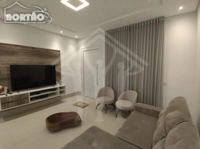 Casa, 1 quarto, 196 m² - Foto 2