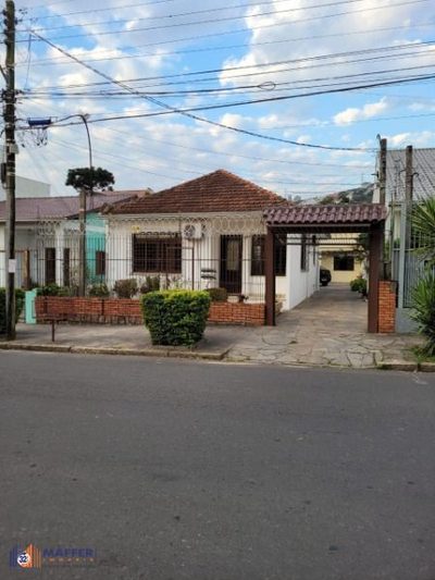 Casa, 6 quartos, 244 m² - Foto 1