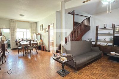 Casa, 3 quartos, 190 m² - Foto 2