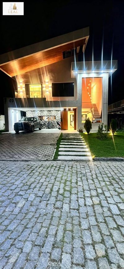 Casa, 4 quartos, 212 m² - Foto 2