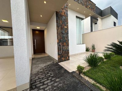 Casa, 3 quartos, 237 m² - Foto 1